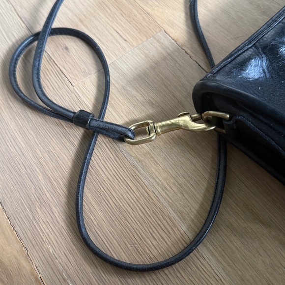 Vintage Made in NY Black Leather Coach Bag - Picture 6 of 7